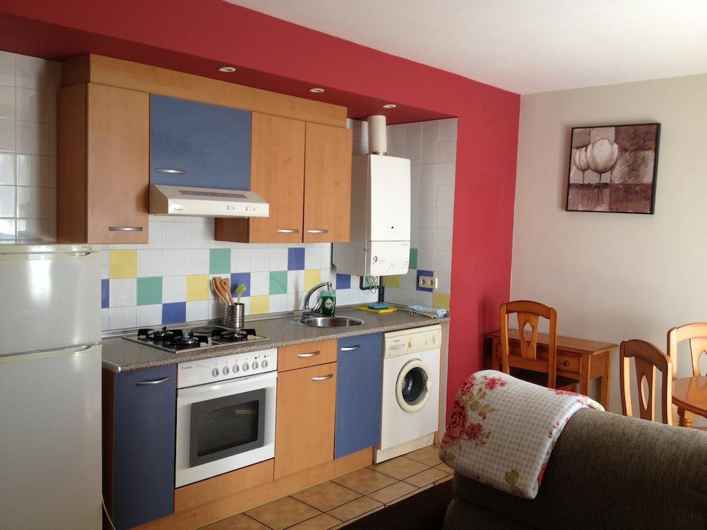 Apartamentos Residencial Fornocal Alquezar Ruang foto
