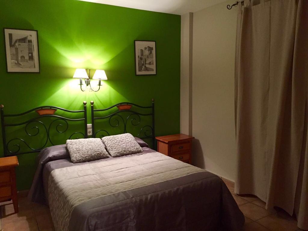 Apartamentos Residencial Fornocal Alquezar Bagian luar foto